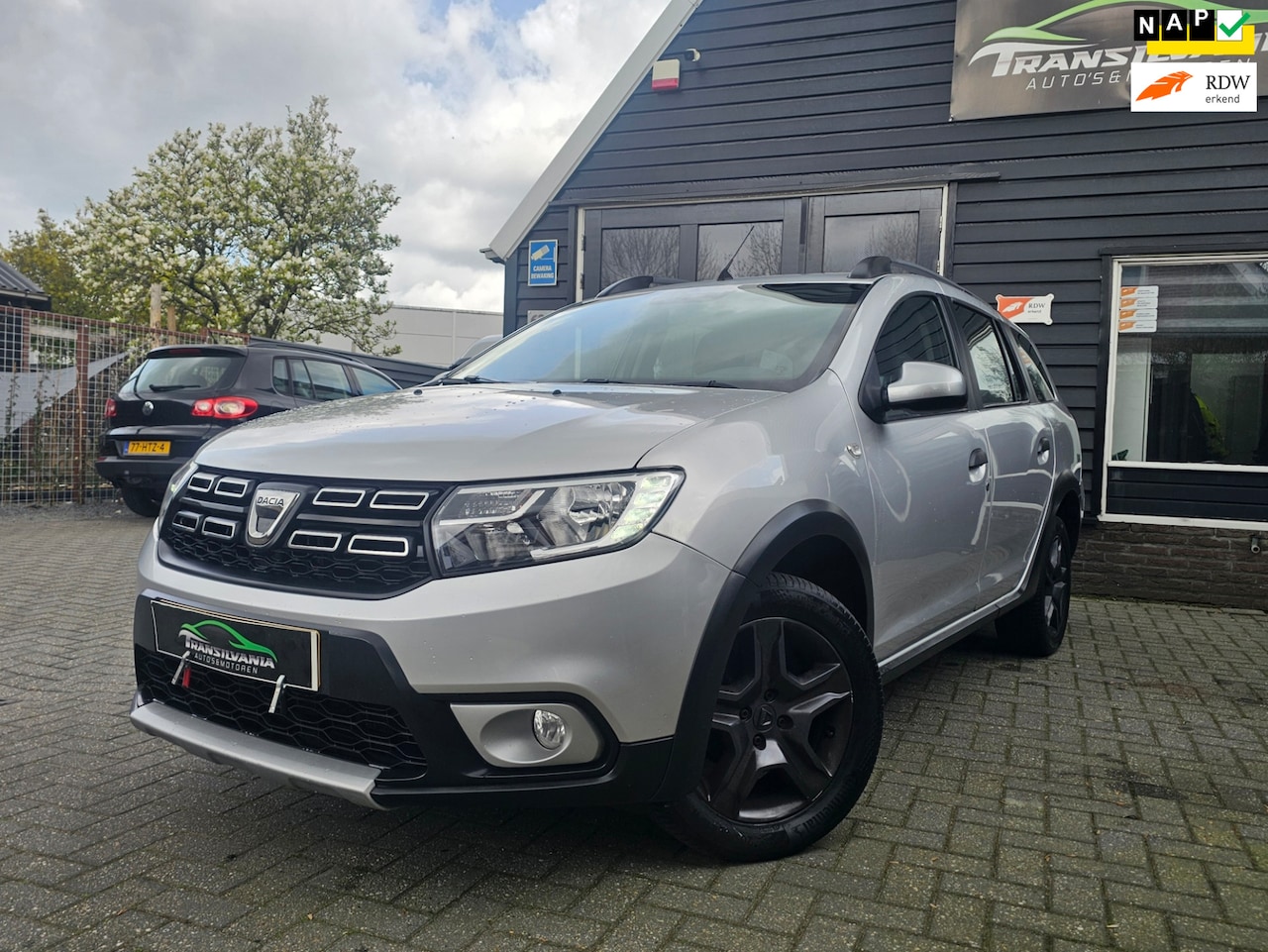 Dacia Logan MCV - 1.5 dCi Stepway - AutoWereld.nl