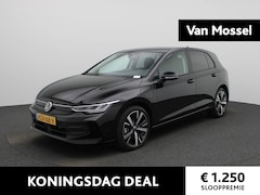 Volkswagen Golf - 1.5 eHybrid Life Edition Navigatie | Camera | Parkeersensoren | Cruise control | 18 Inch V