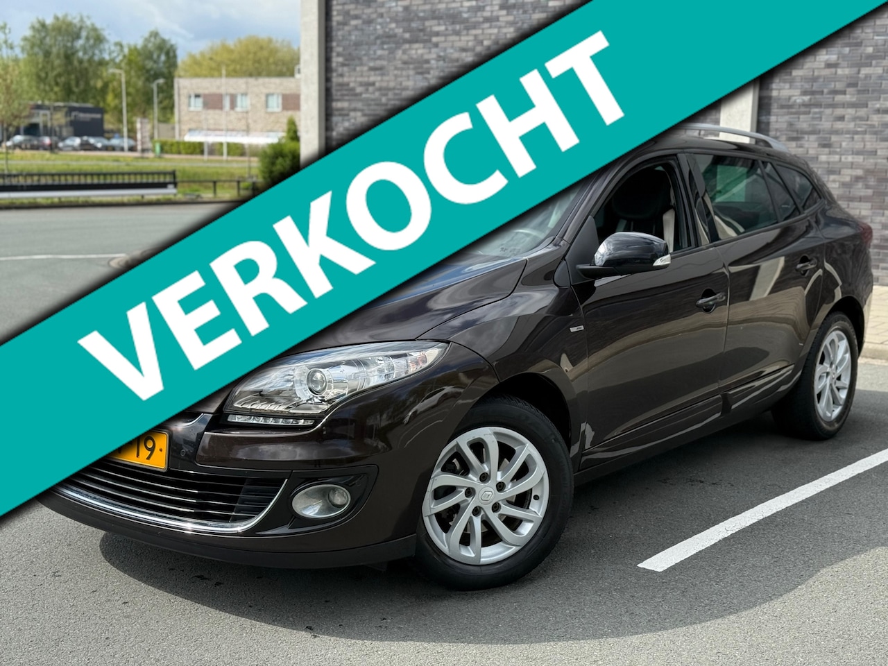 Renault Mégane Estate - 1.5 dCi Bose | Climate | Cruise | Navi | APK-2027 - AutoWereld.nl