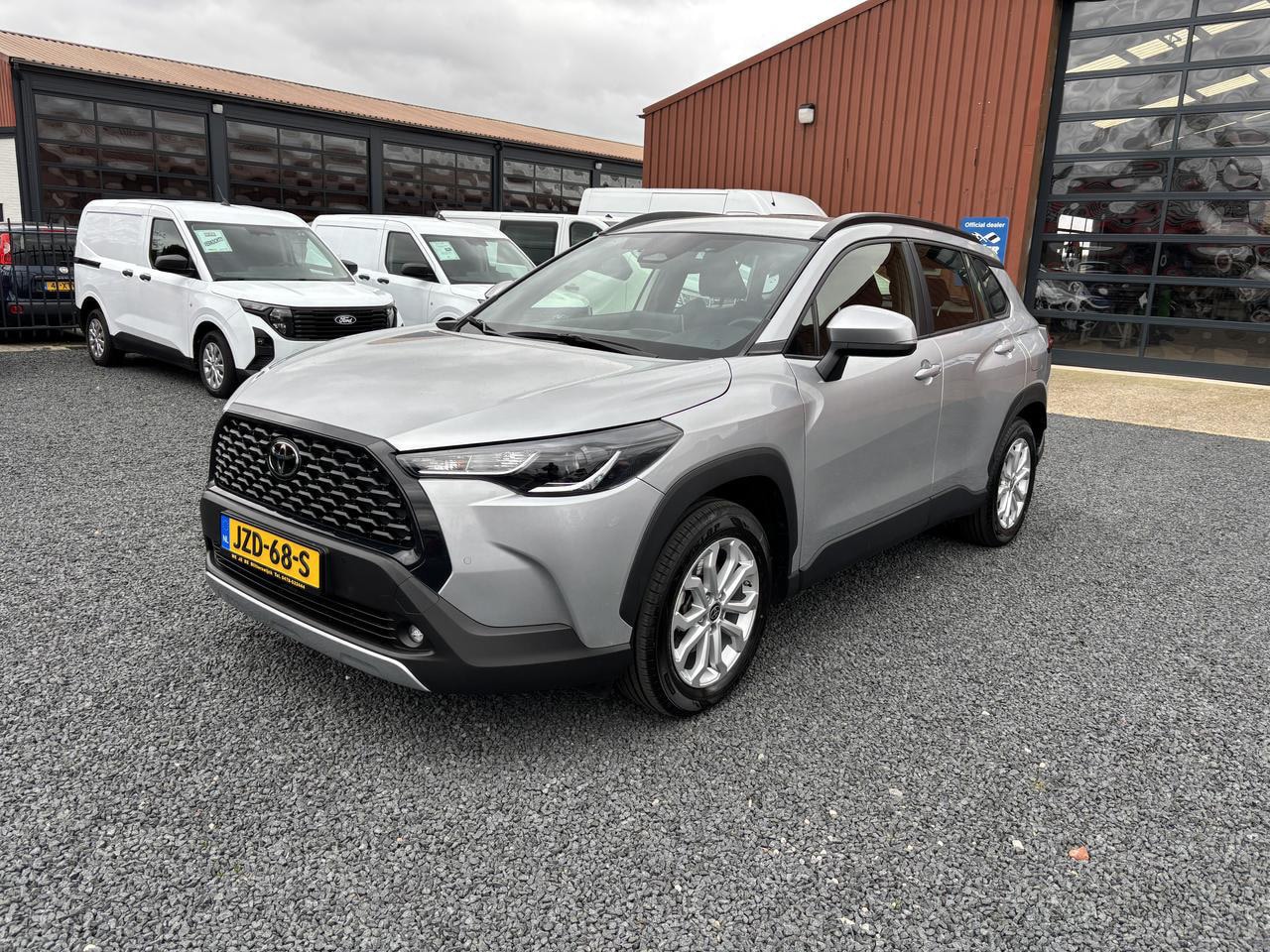 Toyota Corolla Cross - Hybrid 140 Active HYBRID 140 ACTIVE - AutoWereld.nl