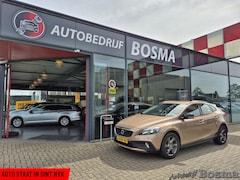 Volvo V40 Cross Country - 1.6 T4 Momentum
