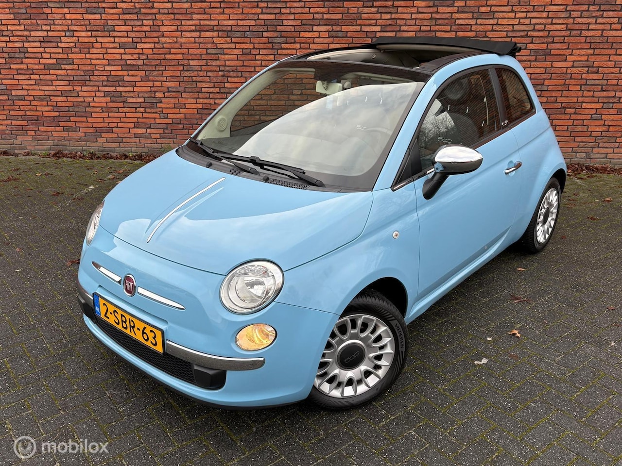 Fiat 500 - 1.0 TwinAir cabrio Airco LM velgen Bluetooth - AutoWereld.nl