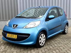 Peugeot 107 - 1.0-12V XR