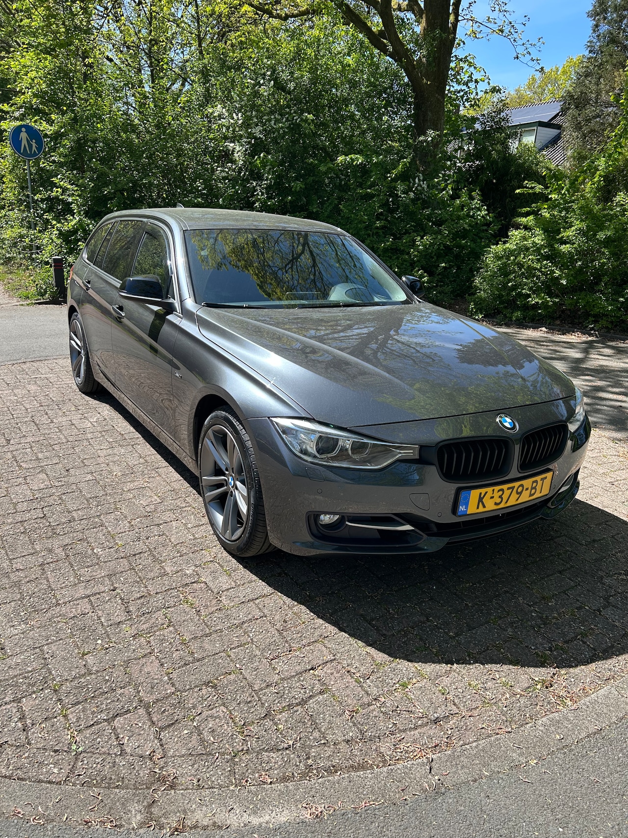 BMW 3-serie Touring - 320i xDrive High Executive - AutoWereld.nl