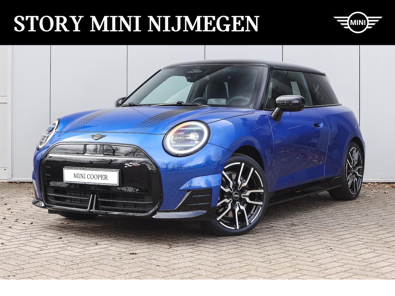 MINI Mini-Electric - Hatchback Cooper SE / John Cooper Works / Pakket XL / 18" JCW Lap Spoke 2-tone - AutoWereld.nl