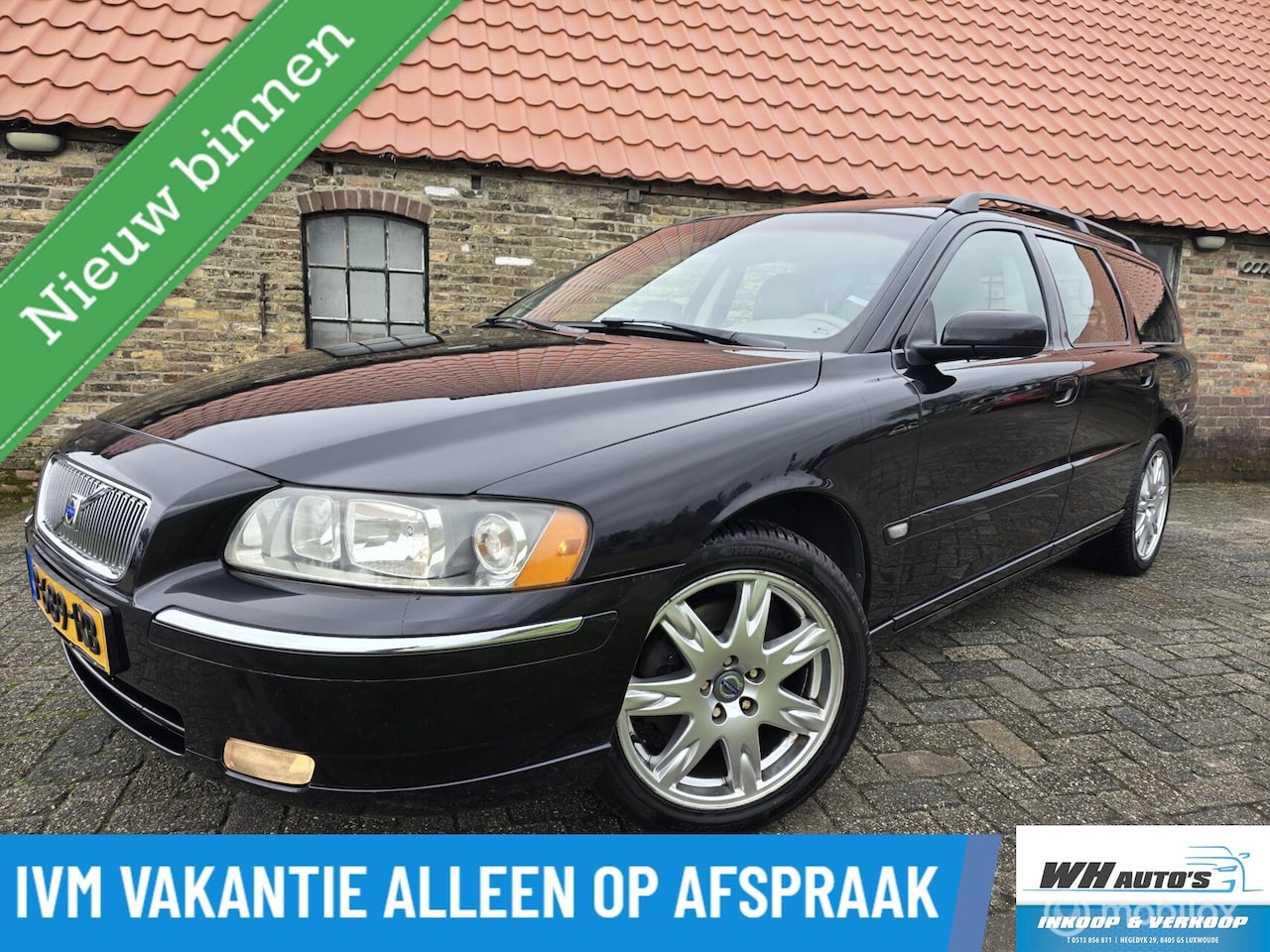 Volvo V70 - 2.5T Momentum | Nette staat | Lage kmstand | - AutoWereld.nl