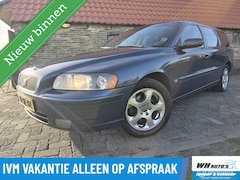 Volvo V70 - 2.4D Momentum rijdt goed