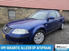 Volkswagen Passat - 1.6 Trendline