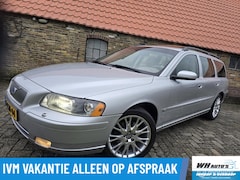 Volvo V70 - 2.4 Summum 7 persoons Mooie auto