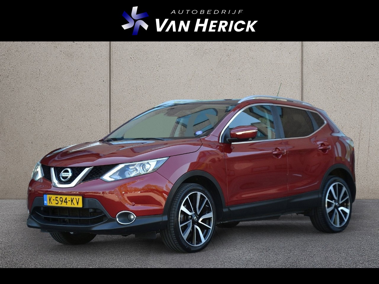 Nissan Qashqai - 1.2 Premier Edition | Panoramadak | Camera | Compleet - AutoWereld.nl