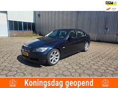 BMW 3-serie - 318i High Executive