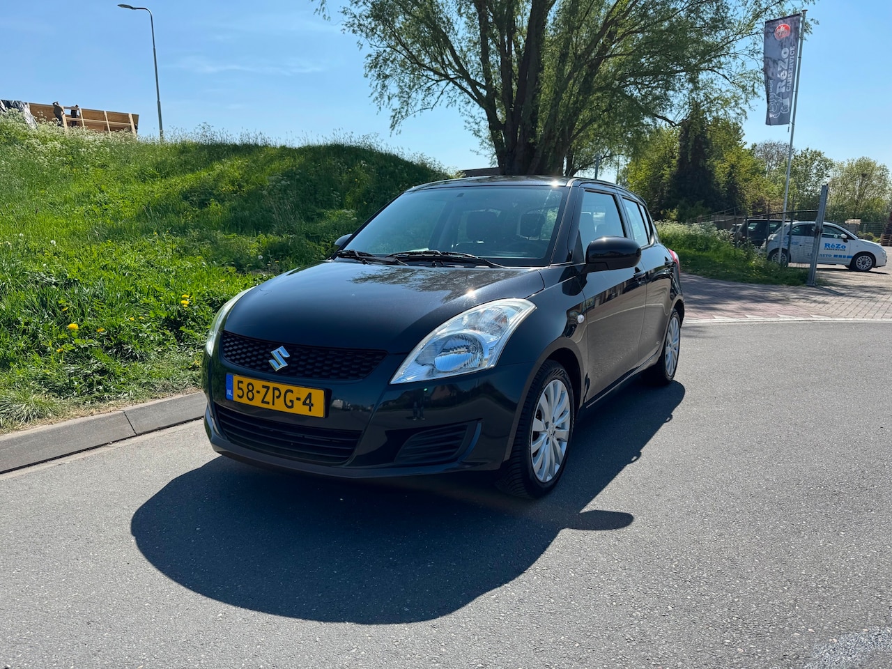 Suzuki Swift - 1.2 Bandit EASSS Lage km stand - AutoWereld.nl