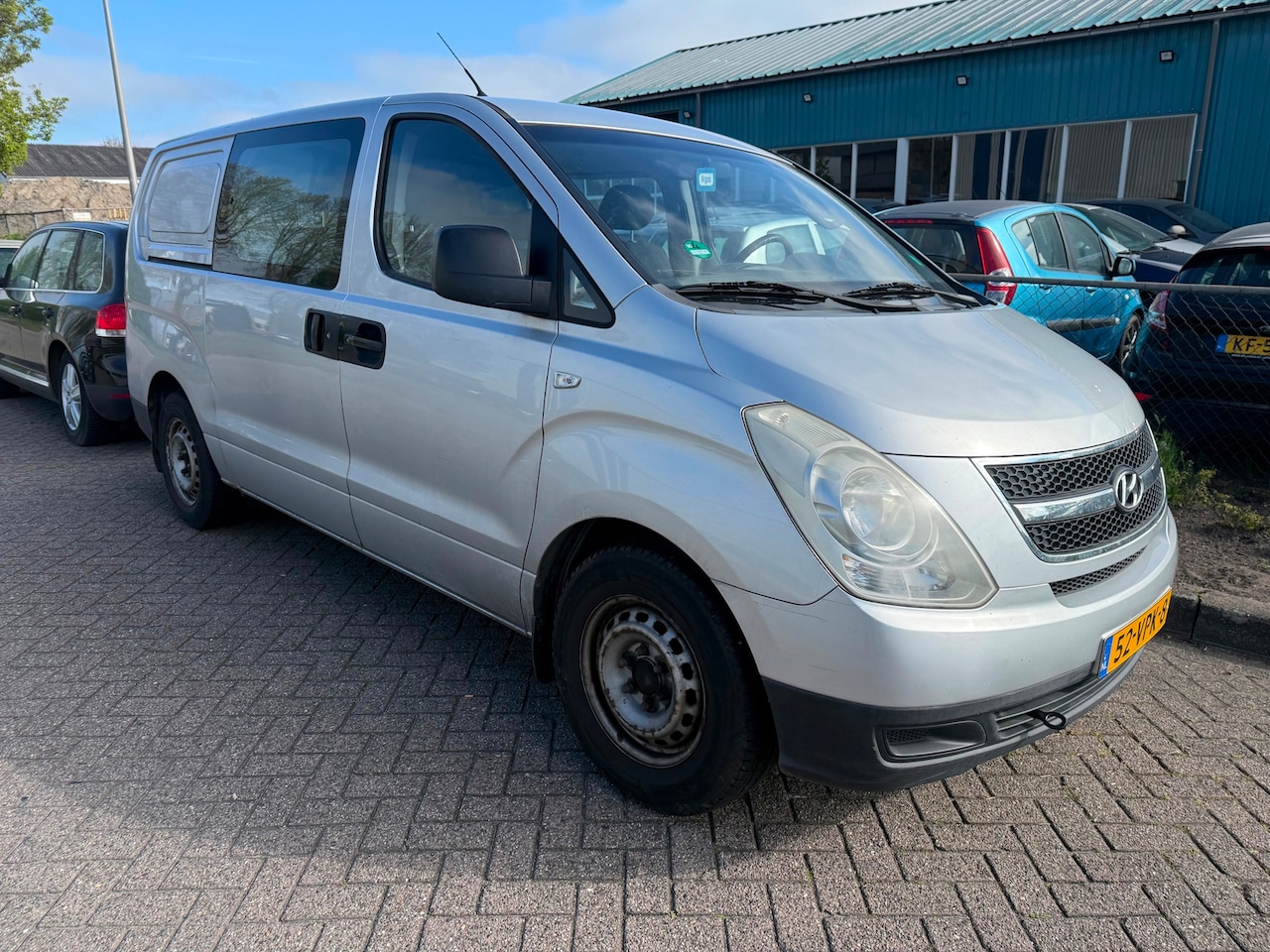 Hyundai H 300 - 2.5 CRDi Active Dubbel cabine - AutoWereld.nl