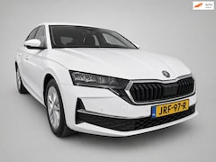 Skoda Octavia - 1.5 TSI MHEV Business - Navi - CarPlay - Camera - Adapt Cr - Climate - Stoelverw - Keyless
