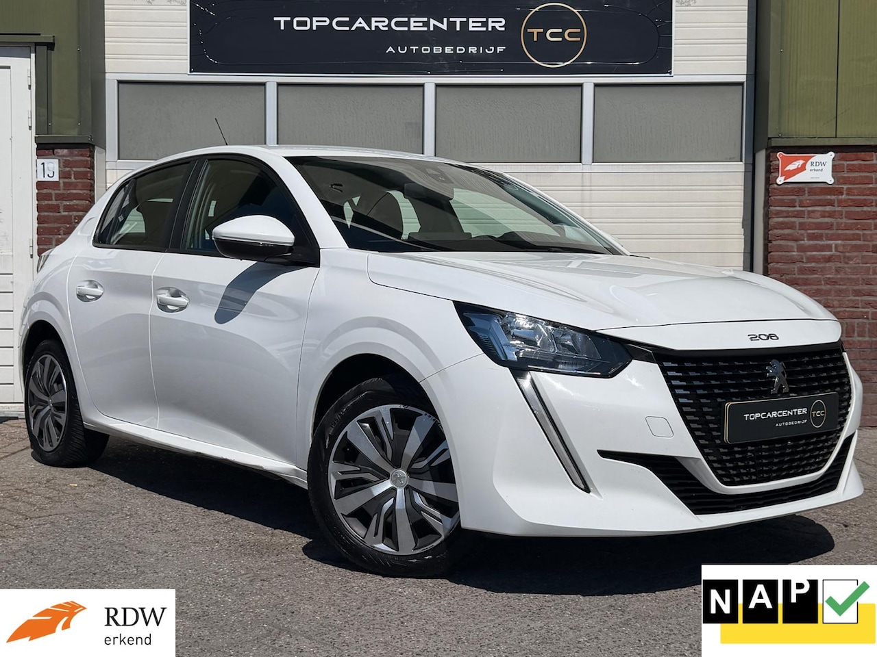 Peugeot 208 - 1.2 PureTech Active/AIRCO/PARKS/CRUISE/APK/NAP - AutoWereld.nl