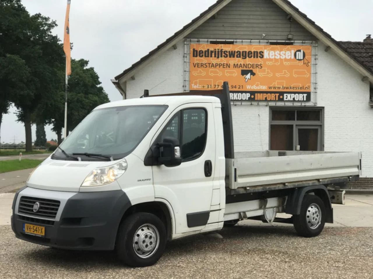Fiat Ducato - 2.3 JTD 96 kW / 131 pk open laadbak Pritsche pickup - AutoWereld.nl