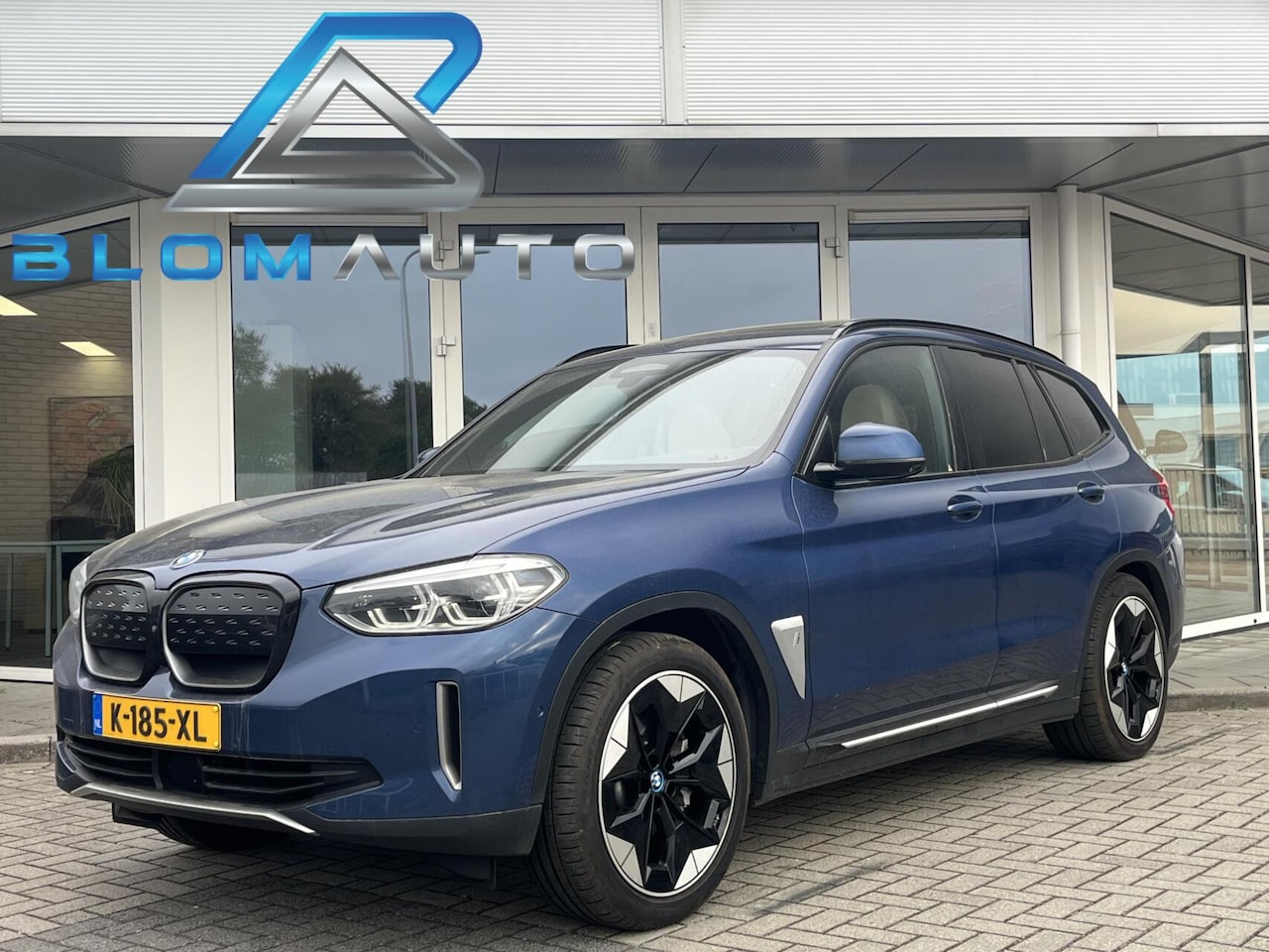 BMW iX3 - High Executive 80 kWh TREKH+PANO+ACC+MEMORY+360CAM - AutoWereld.nl