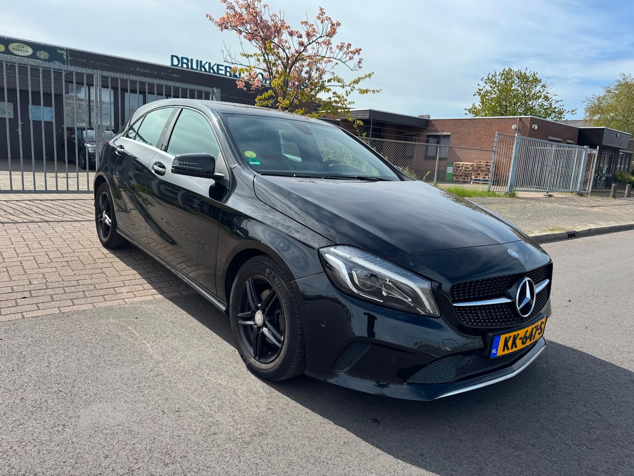 Mercedes-Benz A-klasse - 180 d AUTOMAAT NAVI/XENON/AMG-PAKKET - AutoWereld.nl