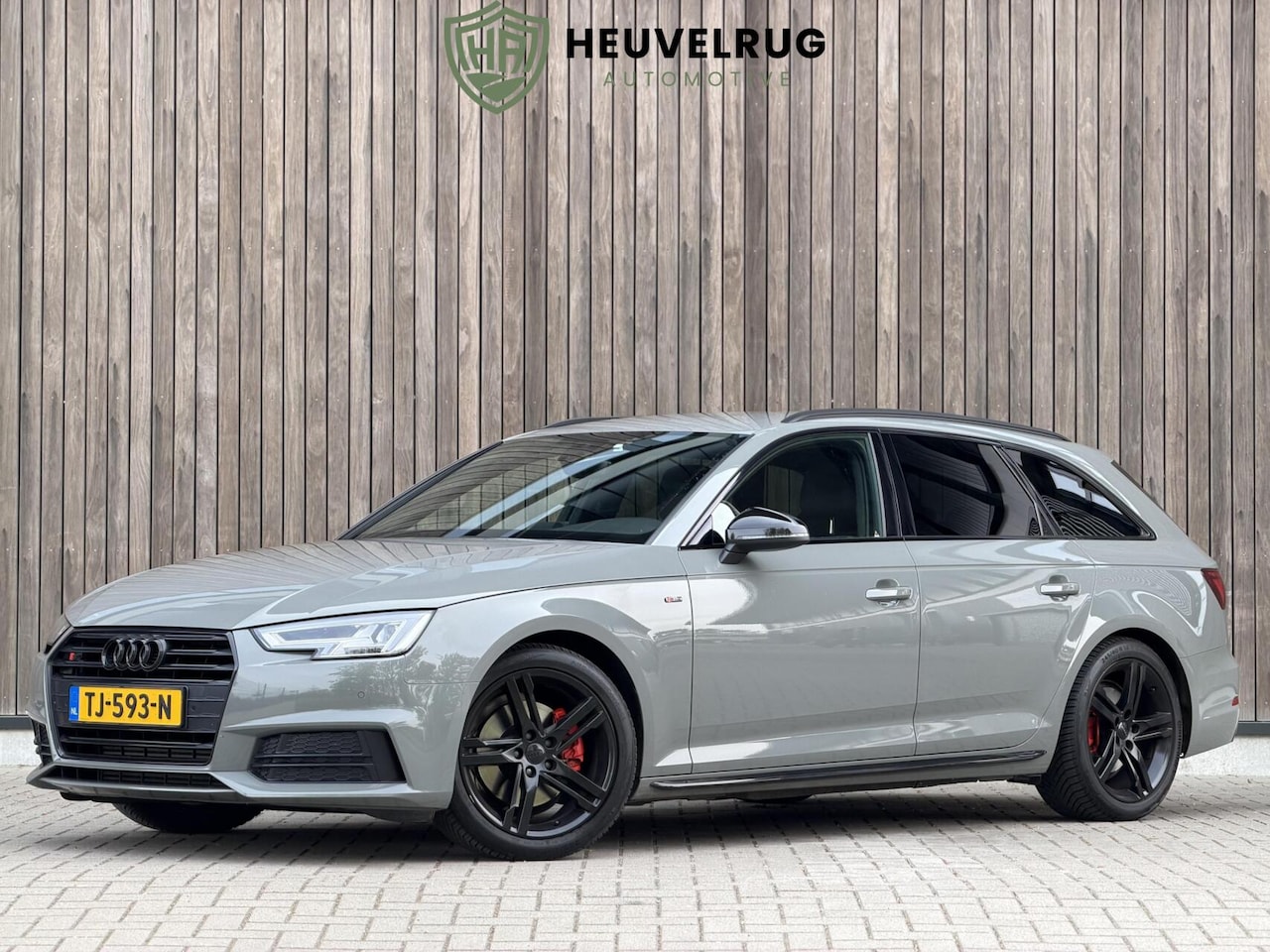 Audi A4 Avant - 2.0 TFSI 190pk Sport S line black edition | Carplay - AutoWereld.nl