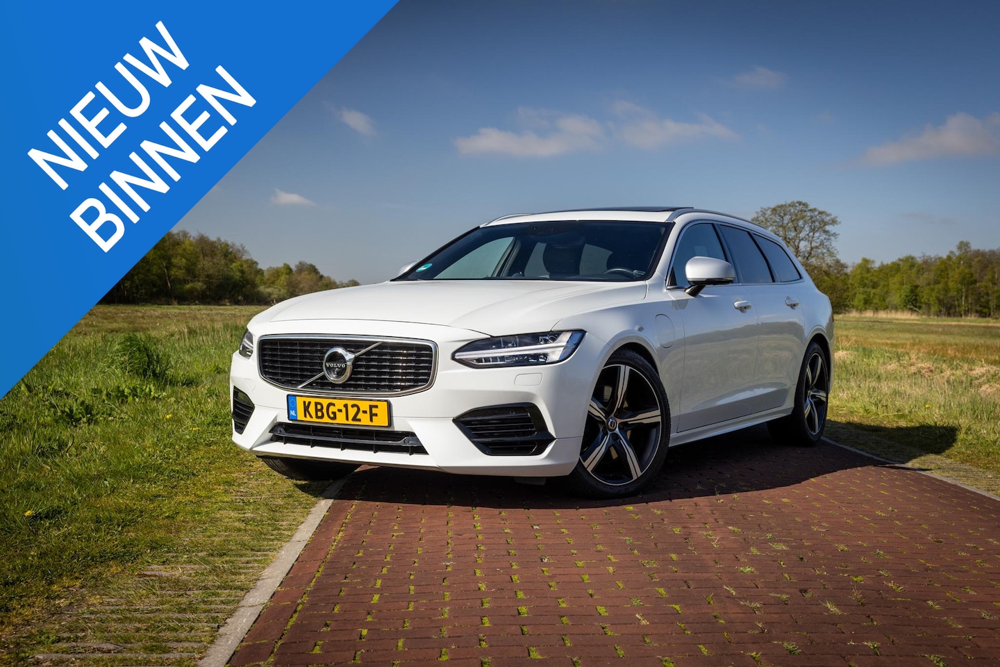 Volvo V90 - 2.0 T8 AWD R-Design Bowers&Wilkins Panoramadak - AutoWereld.nl