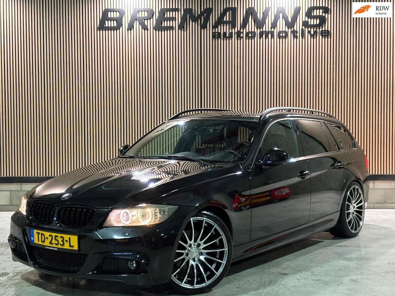 BMW 3-serie Touring - 320i High Executive / Automaat / - AutoWereld.nl