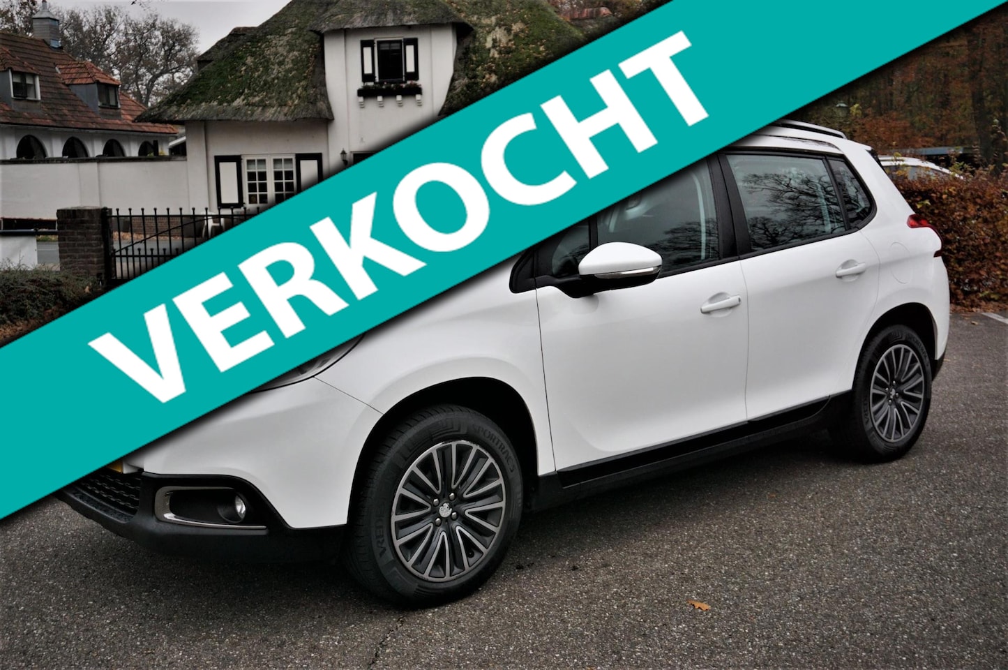 Peugeot 2008 - 1.2 VTi Active Let op Deze Auto Heeft Motor Schade - AutoWereld.nl