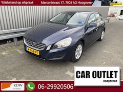 Volvo V60 - 1.6 T3 Ocean Race Clima, Stoelvw, Navi, CC, PDC, LM, Afn.Trekh, – Inruil Mogelijk –