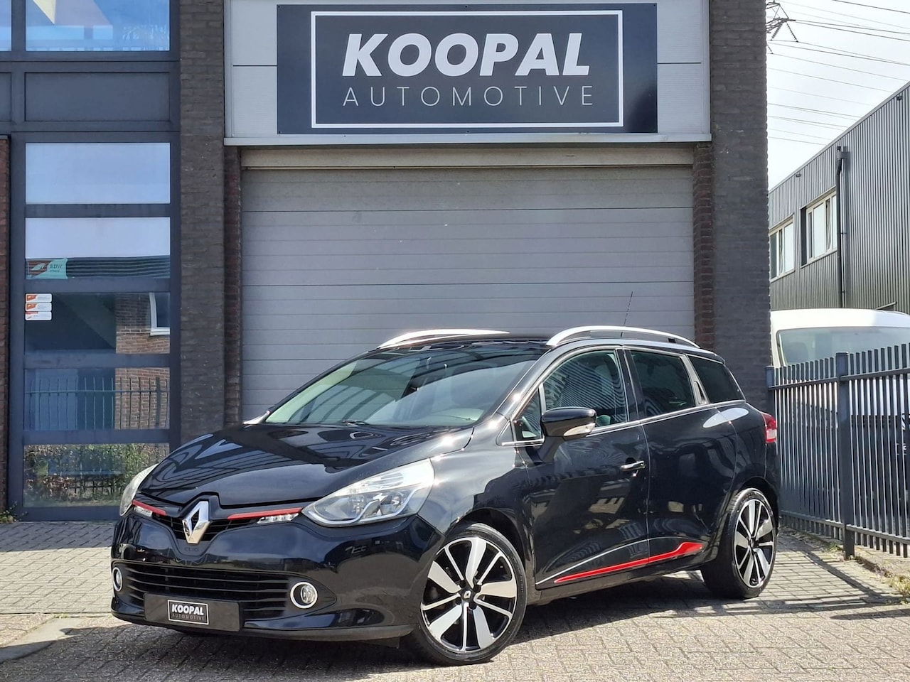 Renault Clio Estate - 0.9 TCe Dynamique | Navi | Trekhaak | Look-pakket - AutoWereld.nl