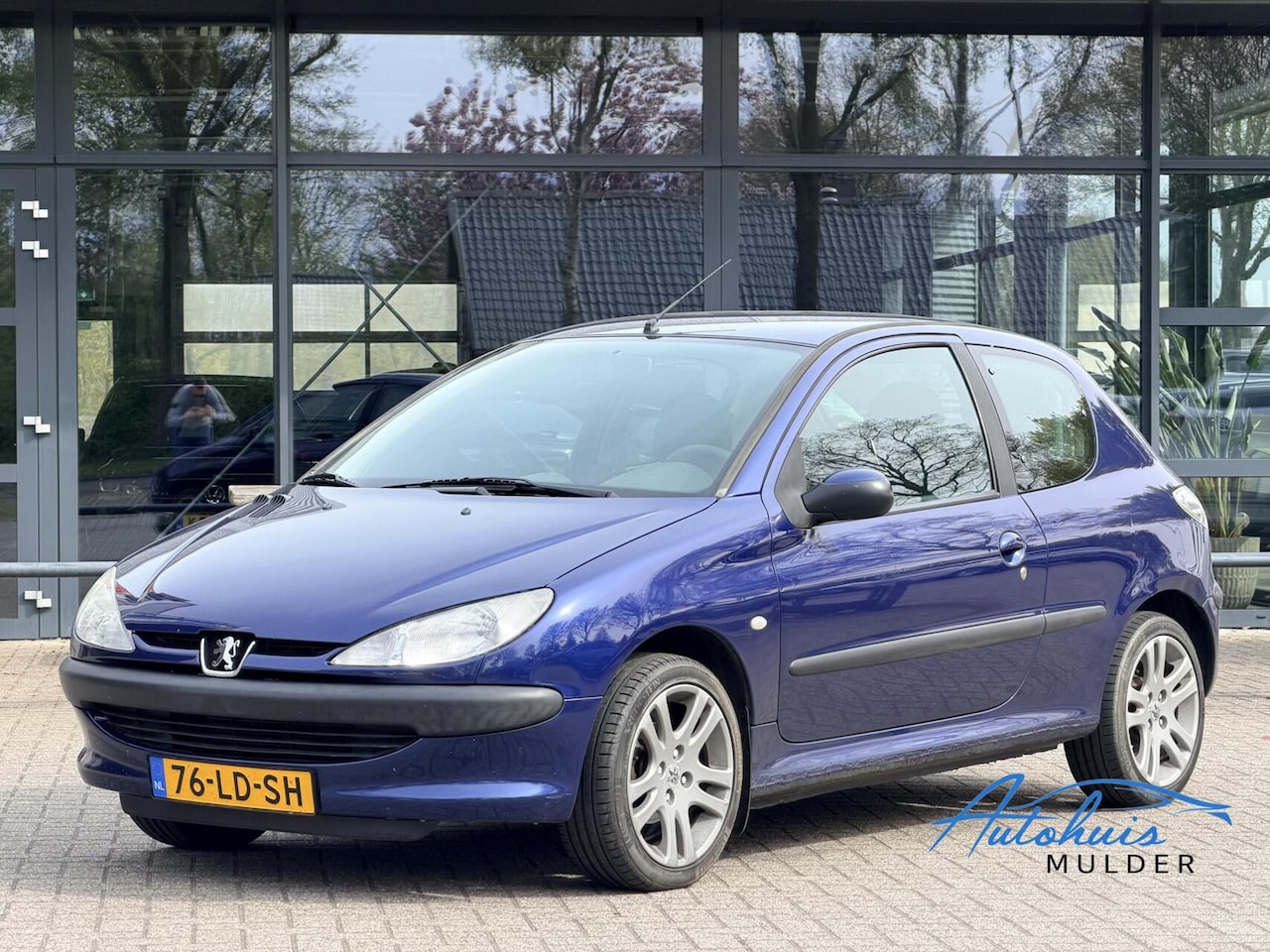 Peugeot 206 - 1.4 X-line | Trekhaak | Weinig KM | Zo Mee - AutoWereld.nl