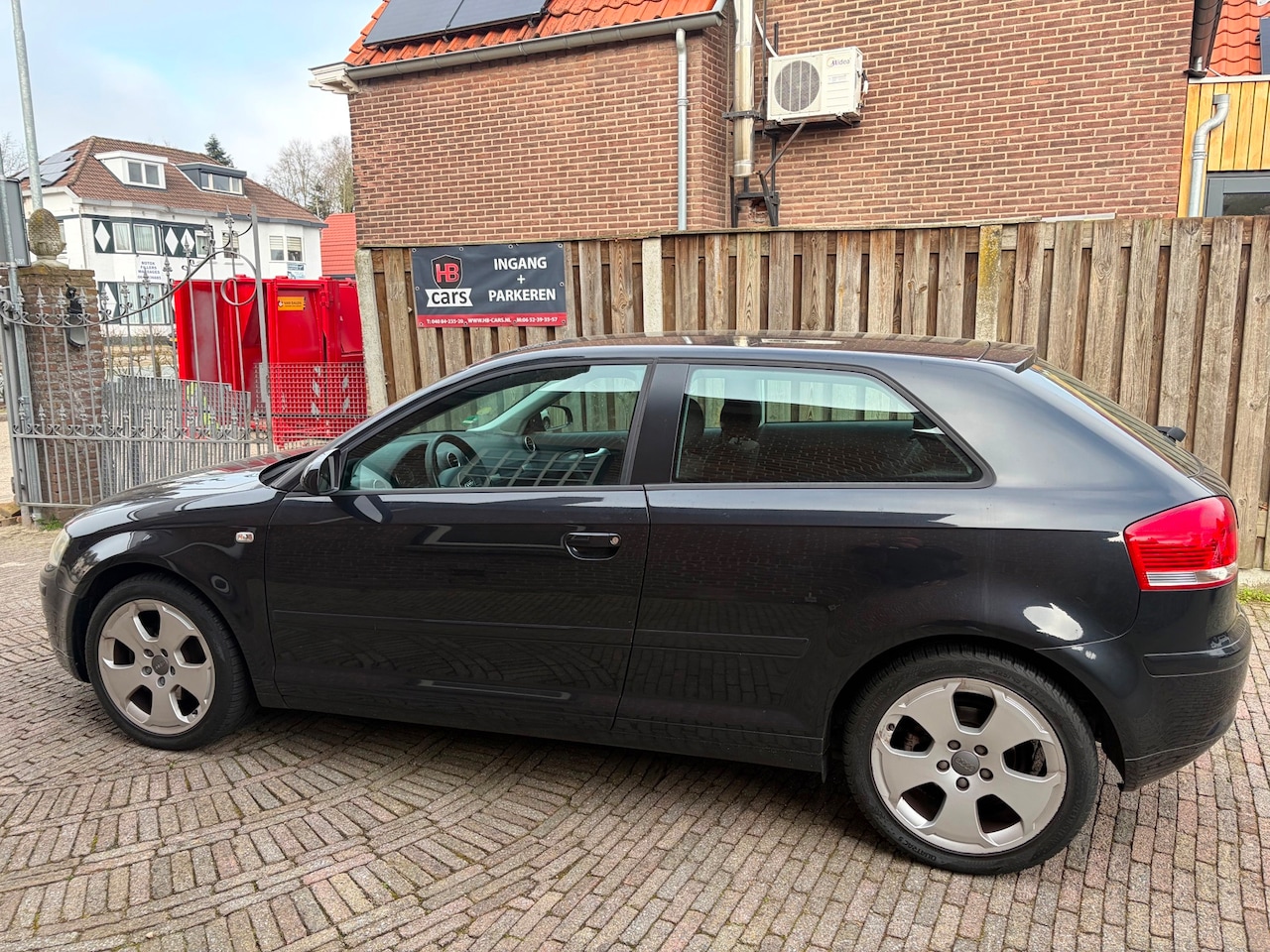 Audi A3 - 1.6 Ambition 1.6 Ambition - AutoWereld.nl
