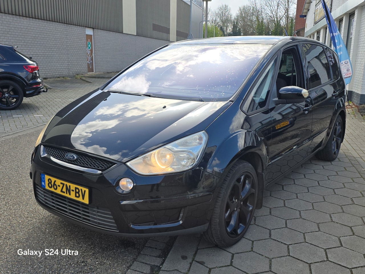 Ford S-Max - 2.0-16V*1e eigenaar*dealer onderhoud*nap*apk*trekhaak*navi*airco*rijd perfect*inruil mog!! - AutoWereld.nl