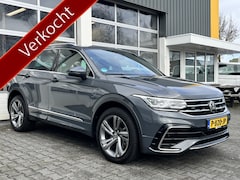 Volkswagen Tiguan - 1.4 TSI eHybrid R-Line 245pk Airco Adaptieve cruise controle R-pakket Digitaal display Ele