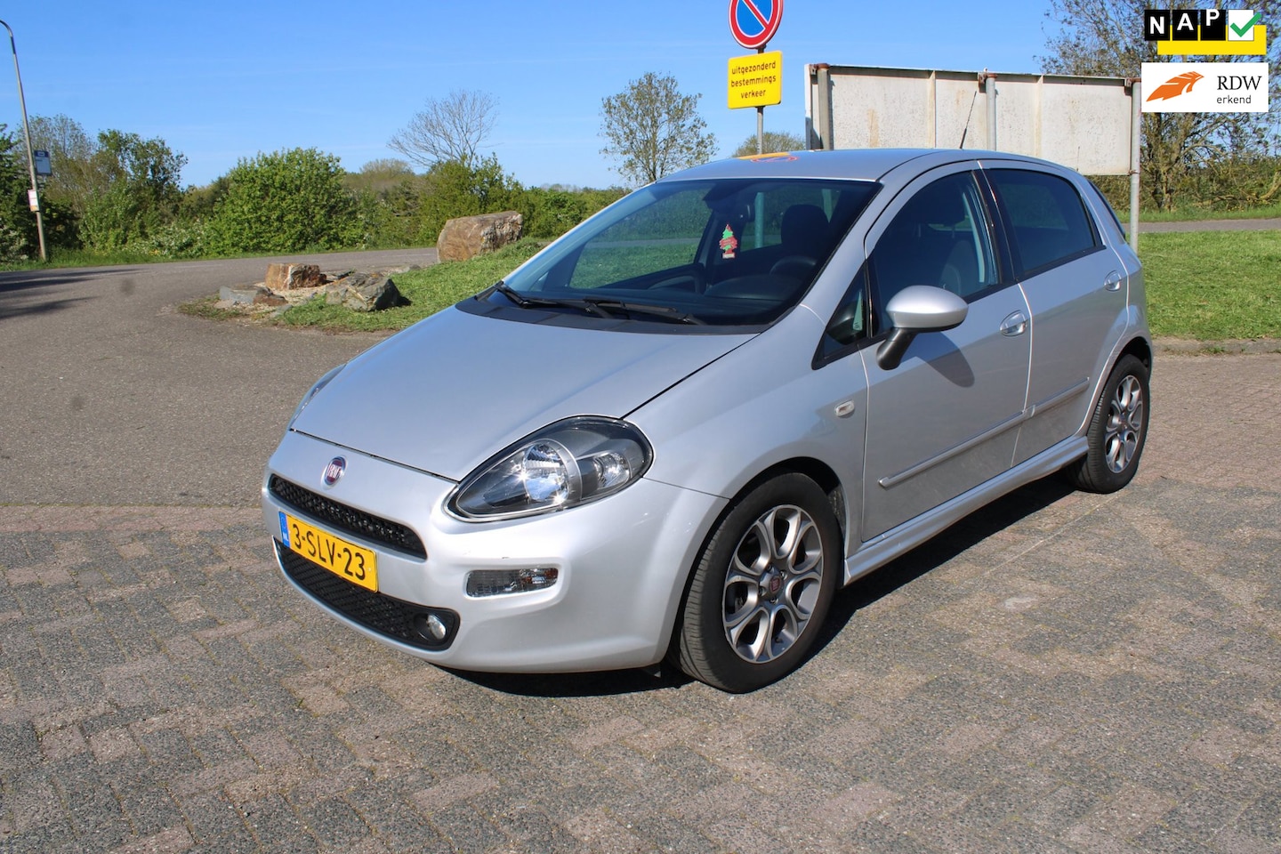 Fiat Punto Evo - 0.9 TwinAir Lounge 0.9 TwinAir Lounge - AutoWereld.nl