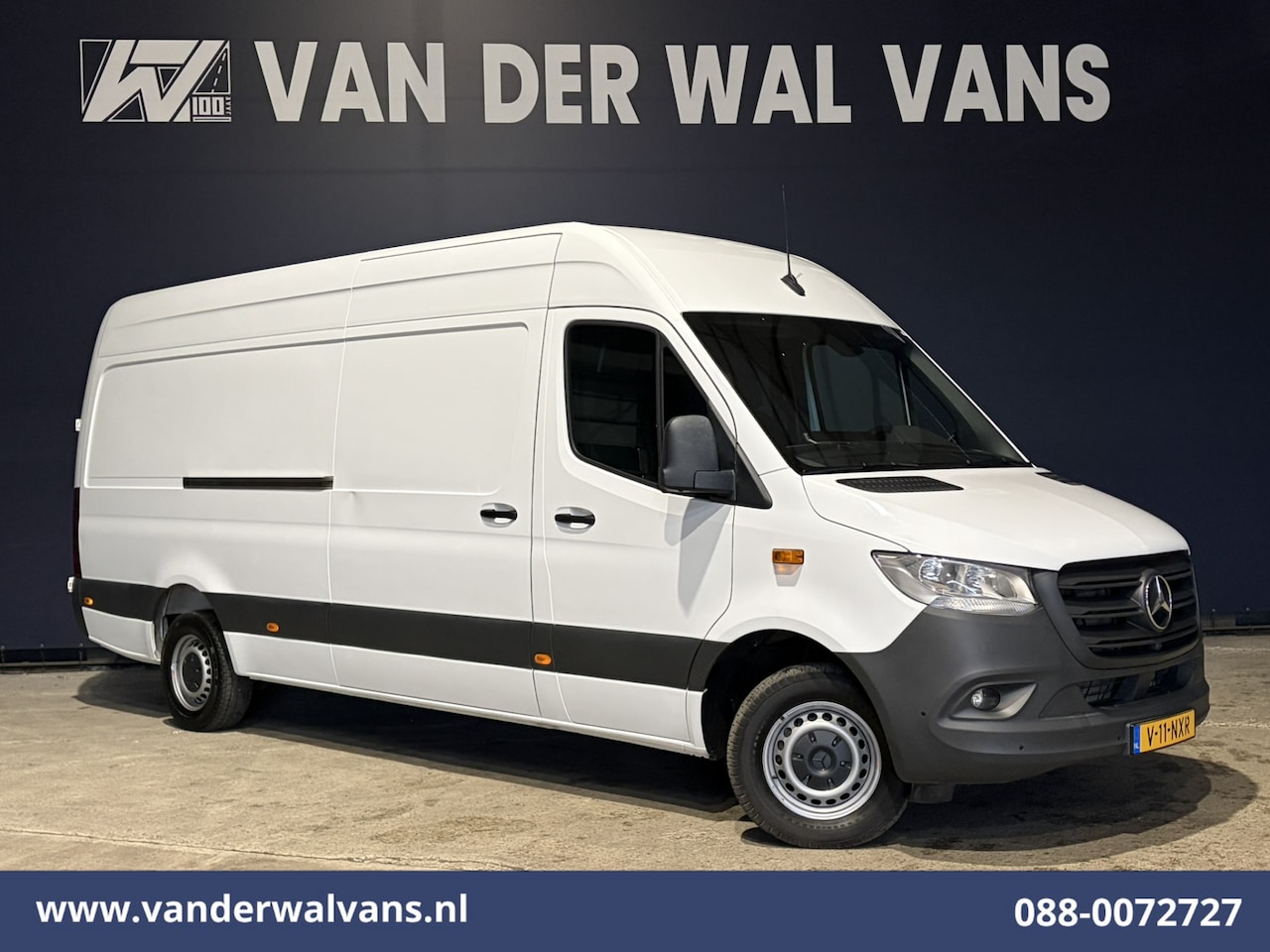 Mercedes-Benz Sprinter - 317 CDI 170pk L3H2 Euro6 Airco | 360 graden Camera | Navigatie | Apple Carplay | Cruisecon - AutoWereld.nl