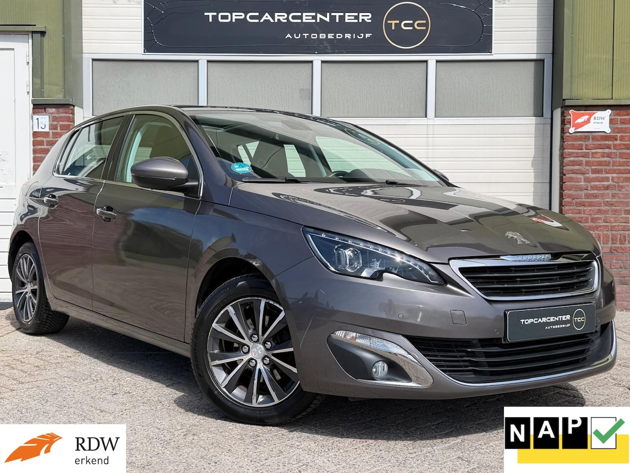 Peugeot 308 - 1.6 Première/AIRCO/PANO/KEYLESS/PARKS/APK/NAP - AutoWereld.nl