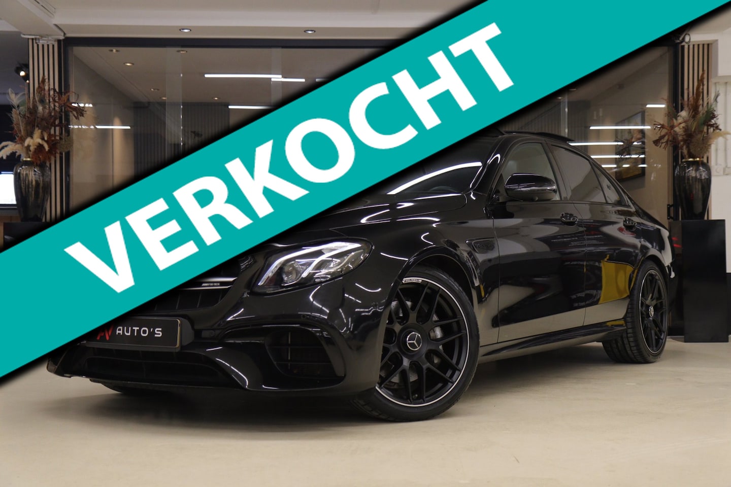 Mercedes-Benz E-klasse - AMG 63 4MATIC Premium Plus PANO/CARPLAY/MEM/SFEERVER/360CAM/ACC/VOL - AutoWereld.nl