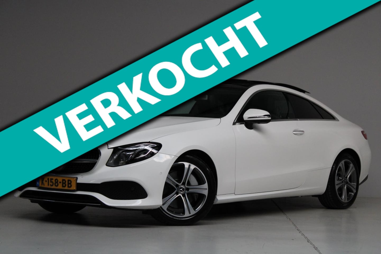 Mercedes-Benz E-klasse Coupé - 300 | panoramadak | 360 camera | adap. cruise | keyless entry | elek. trekhaak | leder | d - AutoWereld.nl