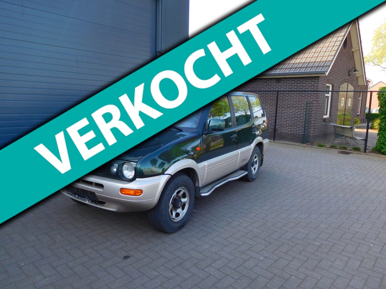 Nissan Terrano - 2.4 SE 2.4 SE - AutoWereld.nl