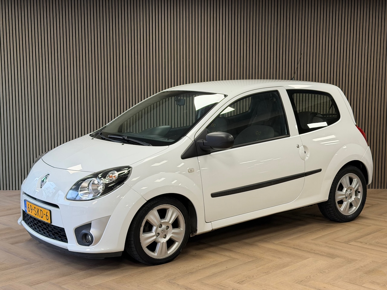 Renault Twingo - 1.2-16V Authentique NAP GOED ONDERHOUDEN ELEC RAMEN - AutoWereld.nl