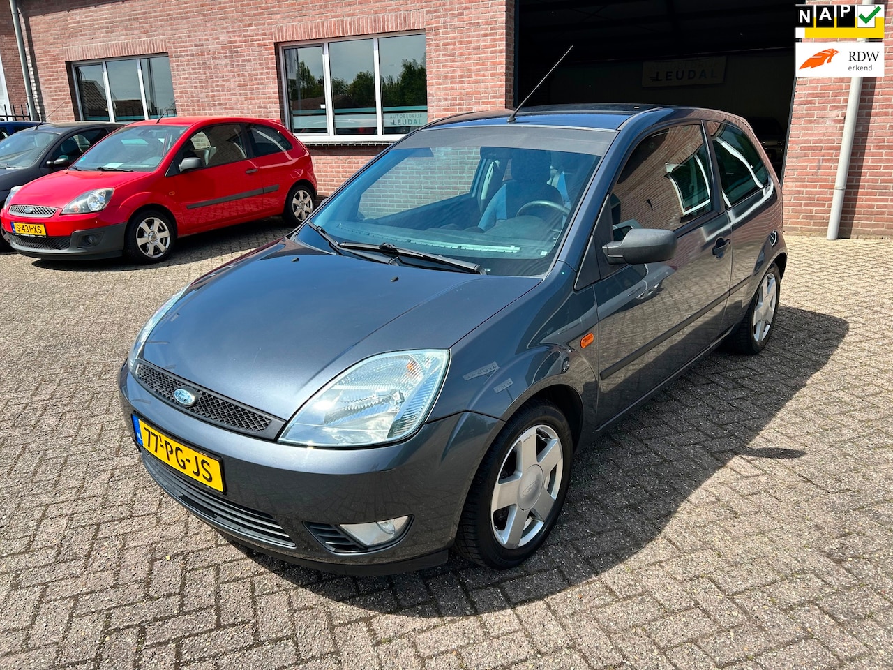 Ford Fiesta - 1.3 Futura // Airco // APK 12-6-2027 !! - AutoWereld.nl