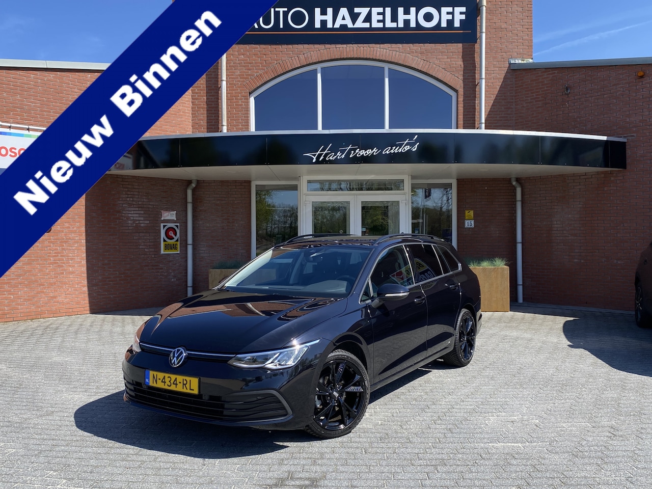 Volkswagen Golf Variant - 1.0 TSI Life | Trekhaak | Clima | ACC | LM Velgen | Navigatie | PDC V+A | Apple Carplay/An - AutoWereld.nl