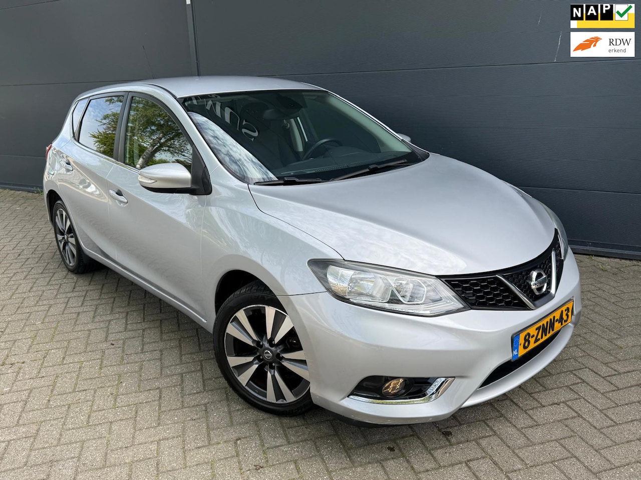 Nissan Pulsar - 1.2 DIG-T Connect/Automaat/Navi/Camera/Airco/cruise/bluetooth/ - AutoWereld.nl