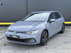 Volkswagen Golf - 1.5 eTSI Style Nardo Grijs | Automaat | ACC
