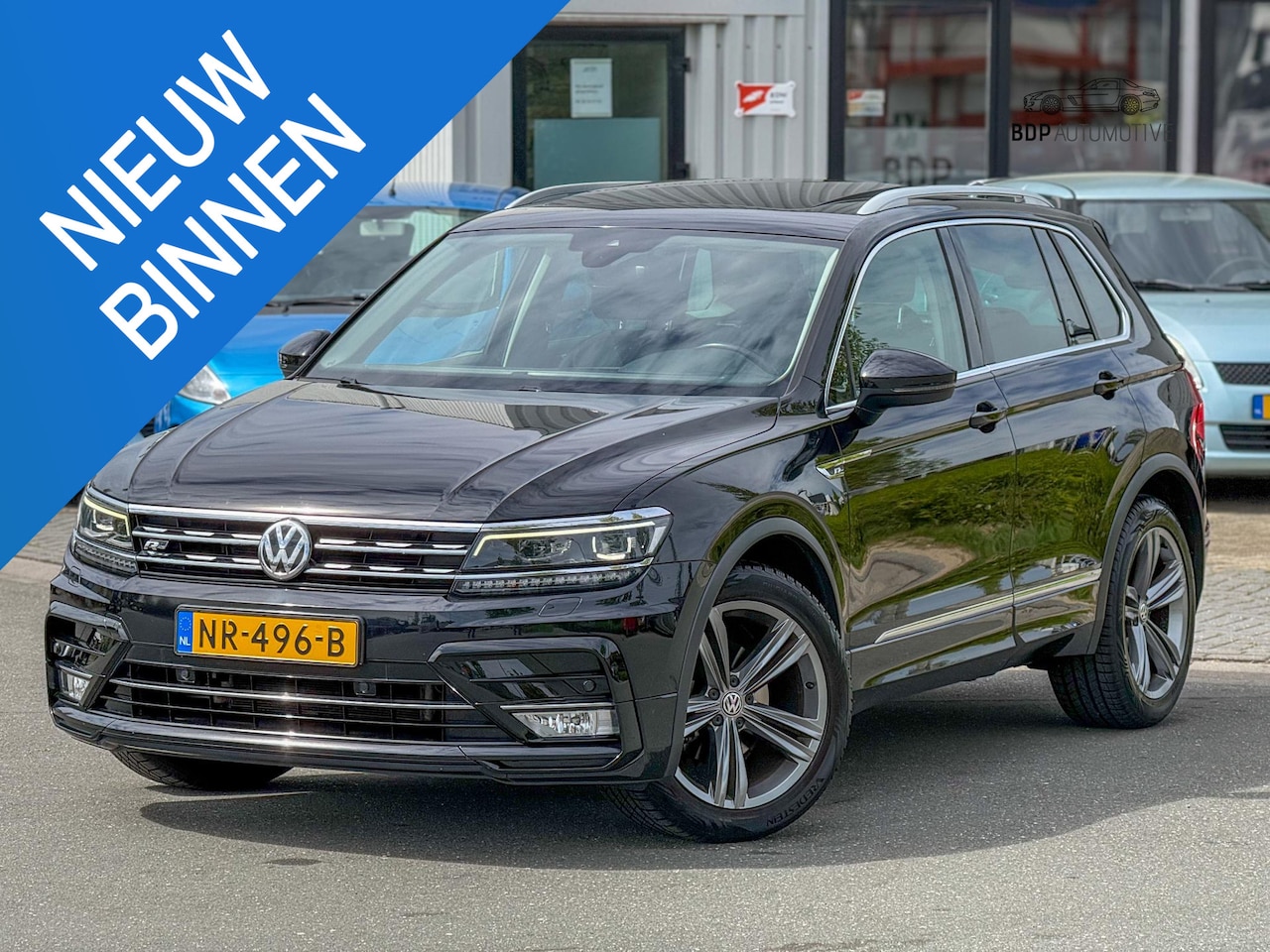 Volkswagen Tiguan - 1.4 TSI ACT Highline 3xR Line | DSG| Pano | Cruise adaptief | Digi Dash | NL Auto - AutoWereld.nl