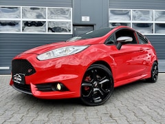 Ford Fiesta - 1.6 ST *183PK*RACE RED*17”LMV