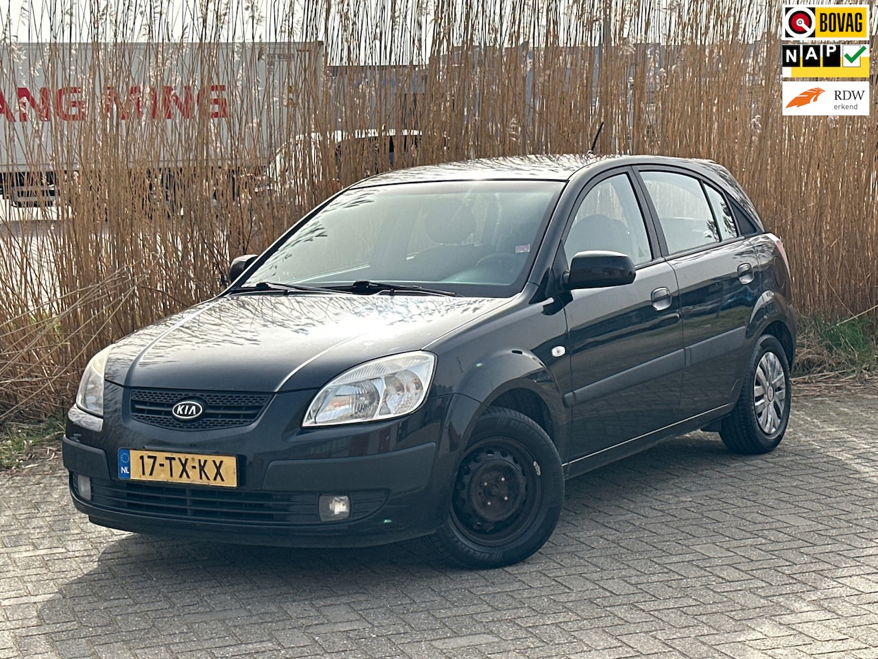 Kia Rio - 1.4 M-bition Airco Elektrische Ramen 5D Nieuwe Apk - AutoWereld.nl
