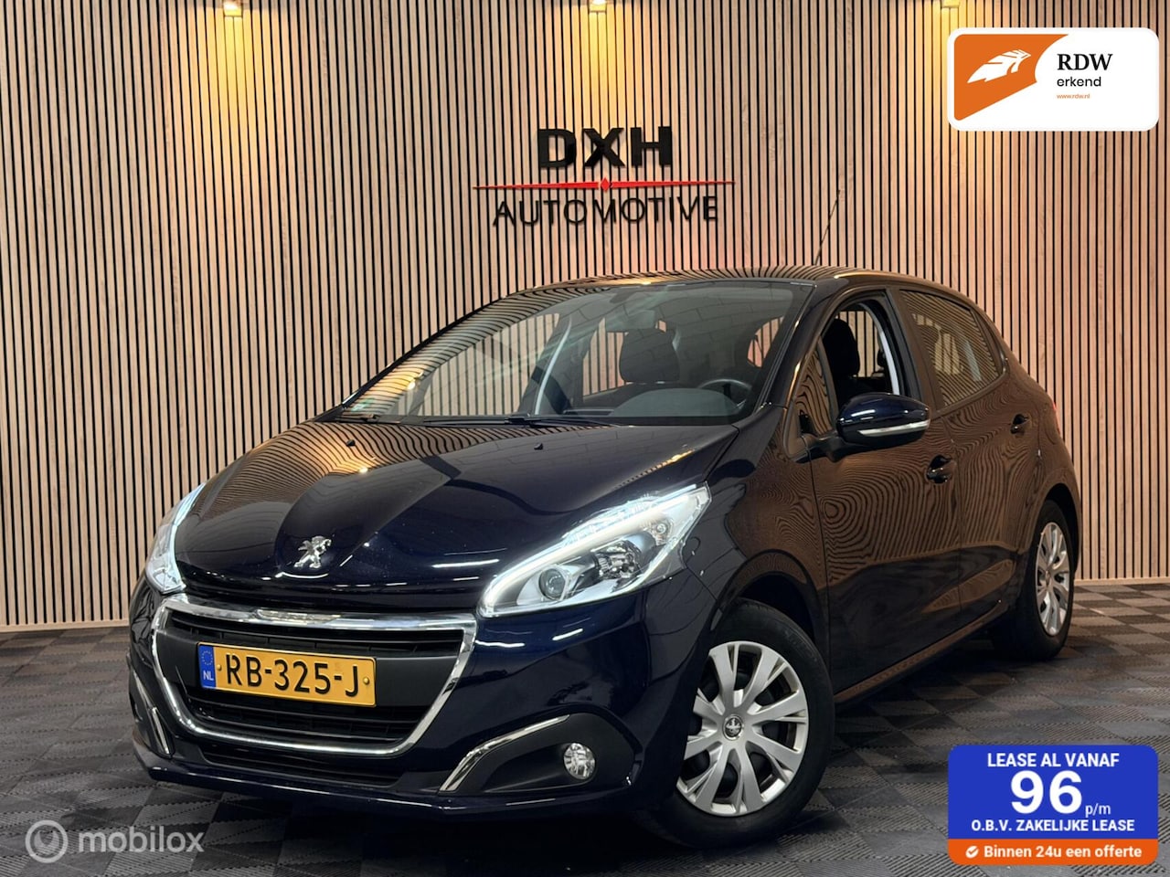 Peugeot 208 - 1.2 PureTech BlueLion 1eEIGNR CARPLAY CRUISE PDC - AutoWereld.nl