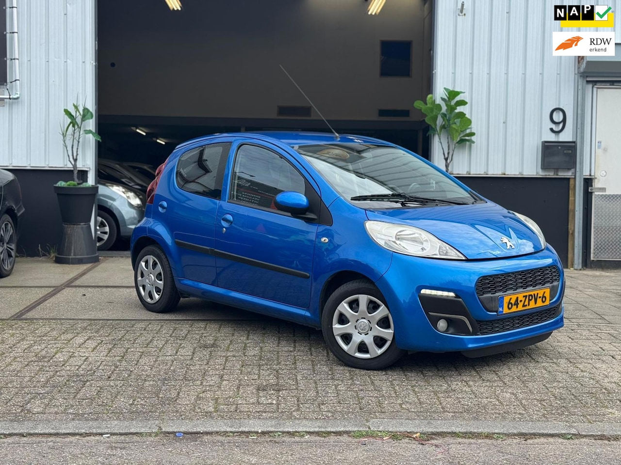 Peugeot 107 - 1.0 Active | AIRCO | ELEKRAMEN | TOERENTELLER - AutoWereld.nl