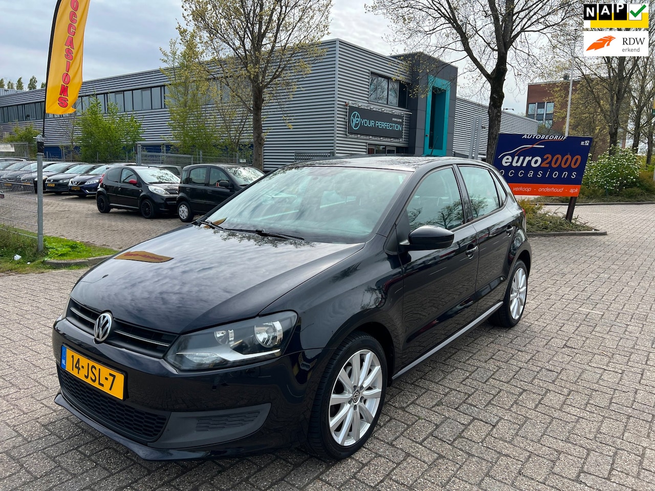 Volkswagen Polo - 1.4-16V - AIRCO - NAVIGATIE - NAP - NETJES ! - AutoWereld.nl
