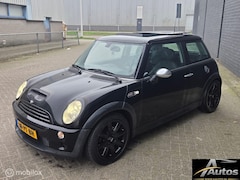 MINI Cooper S - 1.6 Pano- Leder